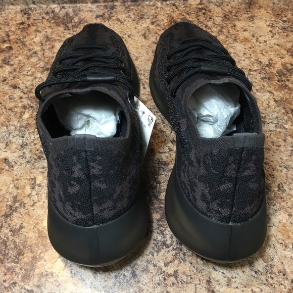 Yeezy 380 Onyx - Picture 2 of 4